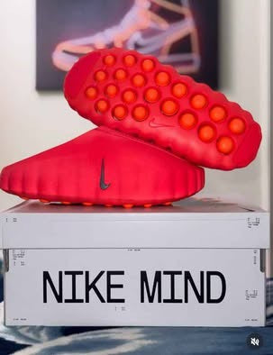 🔴🔴All Red Nike Mind 001 🔴🔴 SIZE 12 [$360 on StockX]