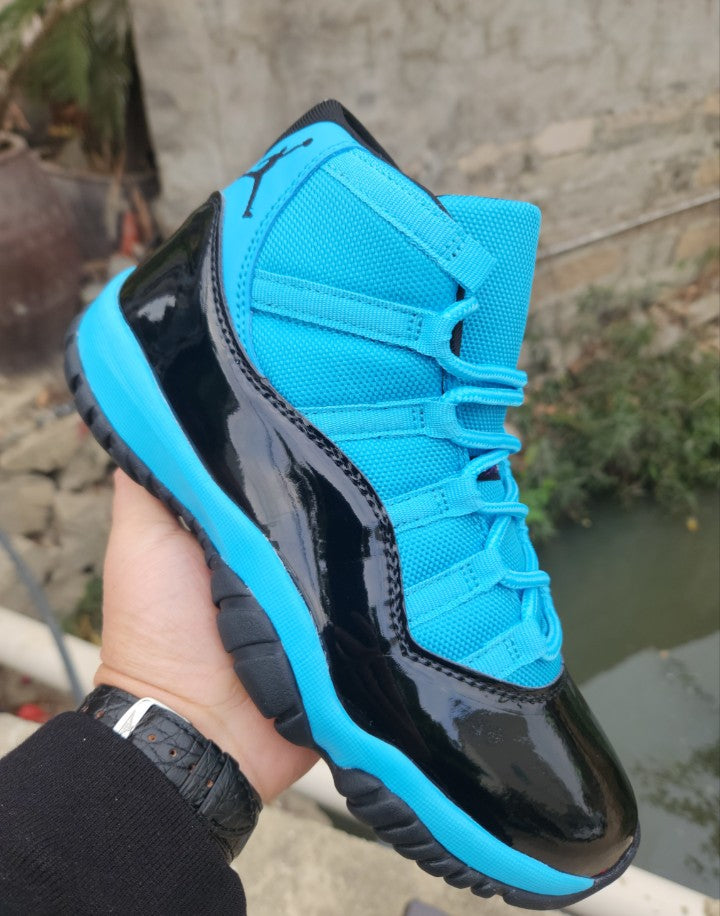 💎 Gamma Retro Air Jordan 11s Baby Blue + Black 🔵⚫
